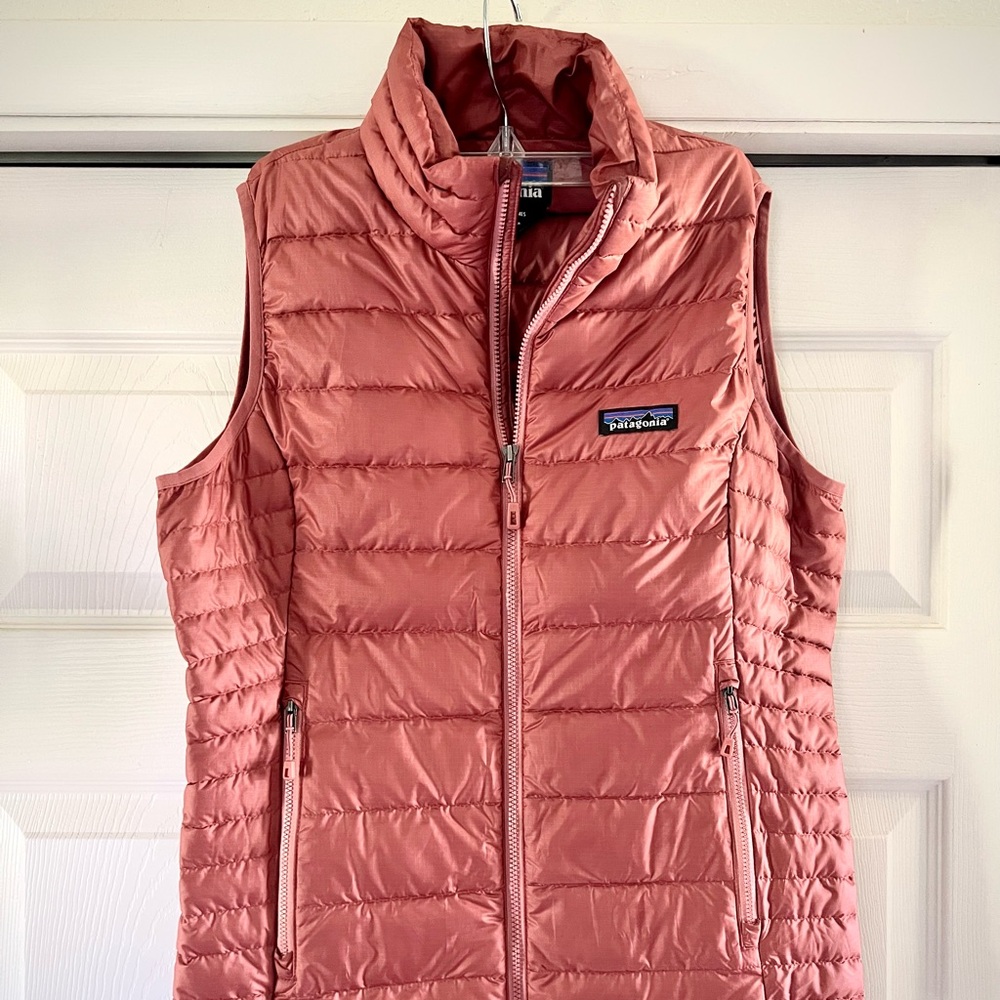 Patagonia Women’s Down Sweater Vest Rose Rouge Pink Small S